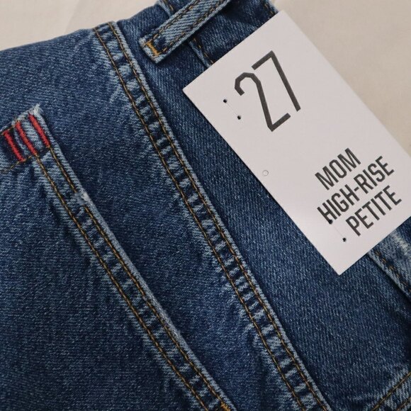 BDG Mom Distressed Jeans Size 27 - Picture 8 of 10